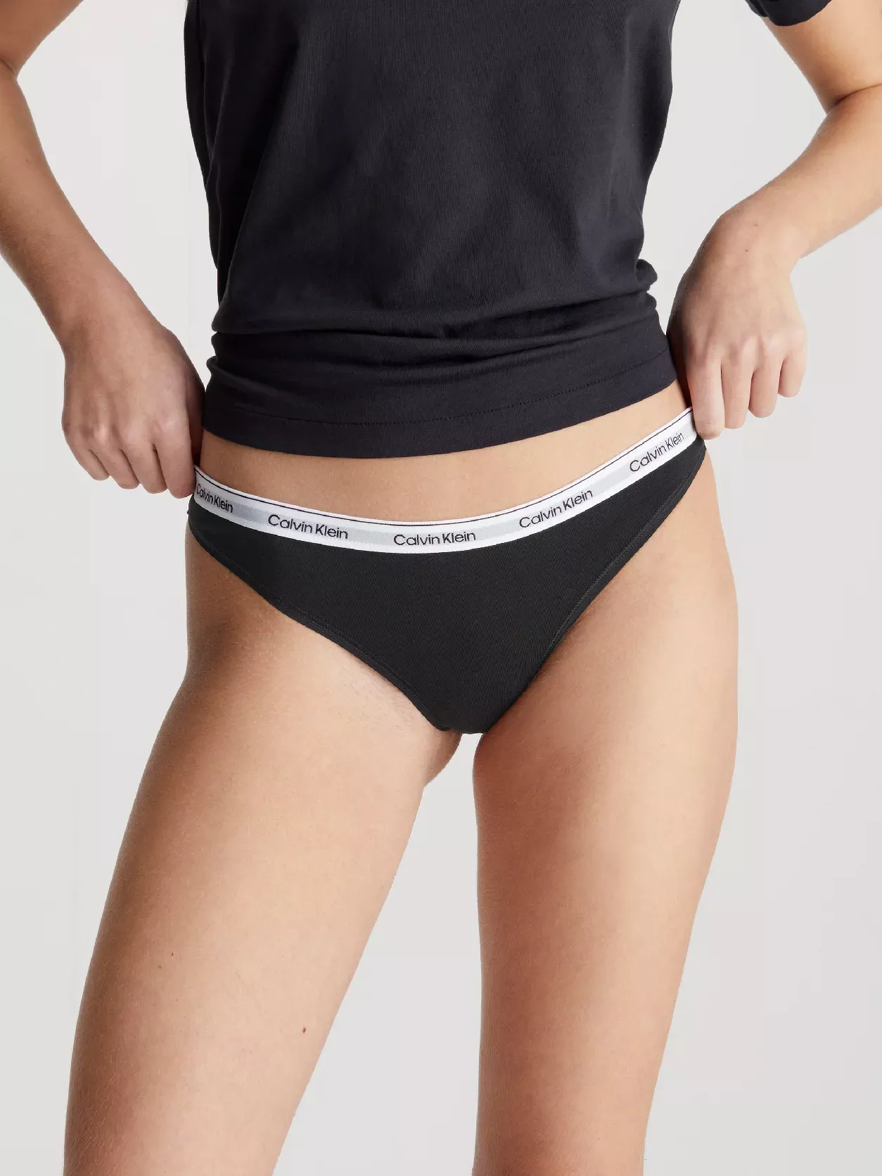 Thong - Modern Logo