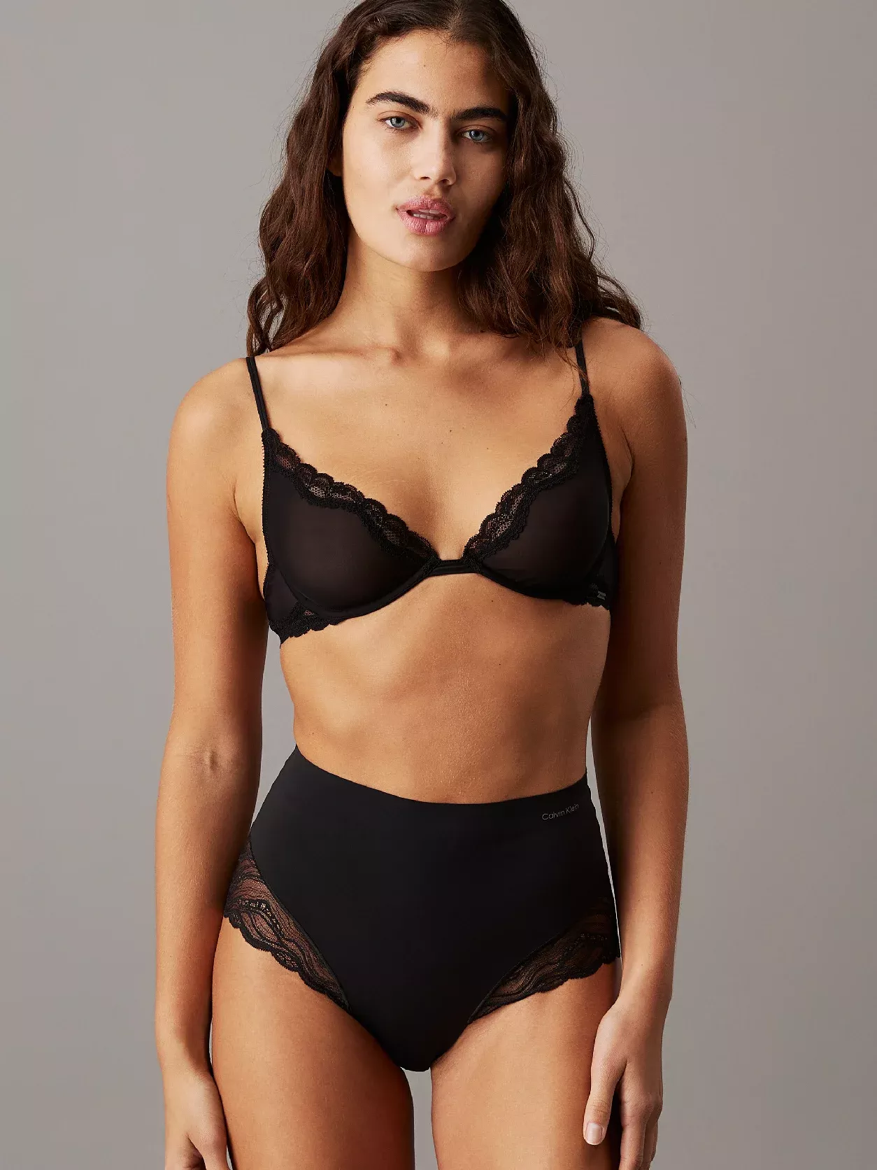 سروال داخلي بيكيني من تشكيلة Sensual Stretch Lace