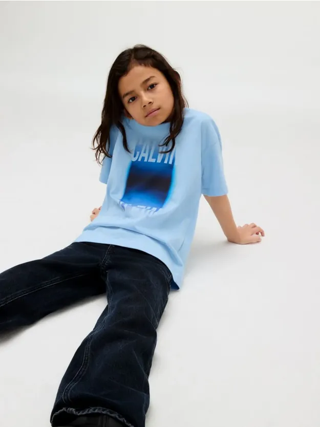 Blue Bell Gradient Graphic Logo T-Shirt