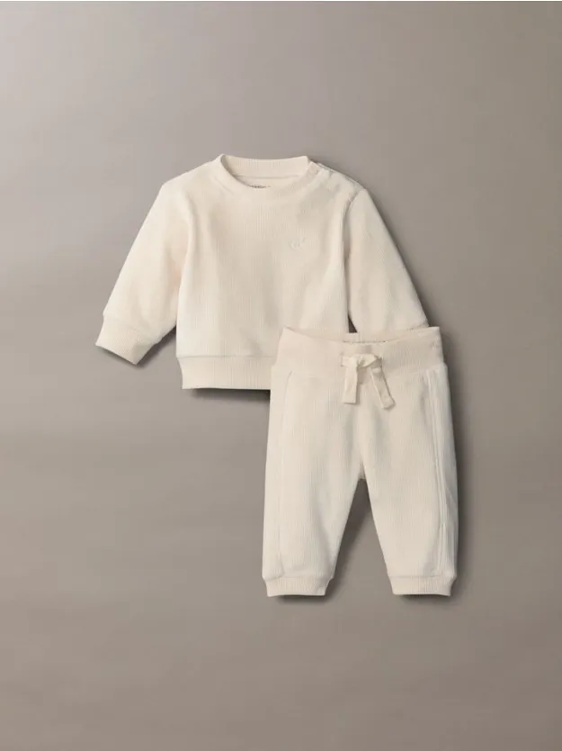 Whitecap Gray طقم هدايا من الصوف المخملي للأطفال حديثي الولادة