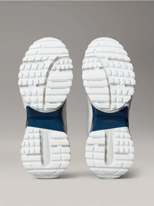 Oyster Mushroom/Vaporous/Silver Hike Runner Trainers