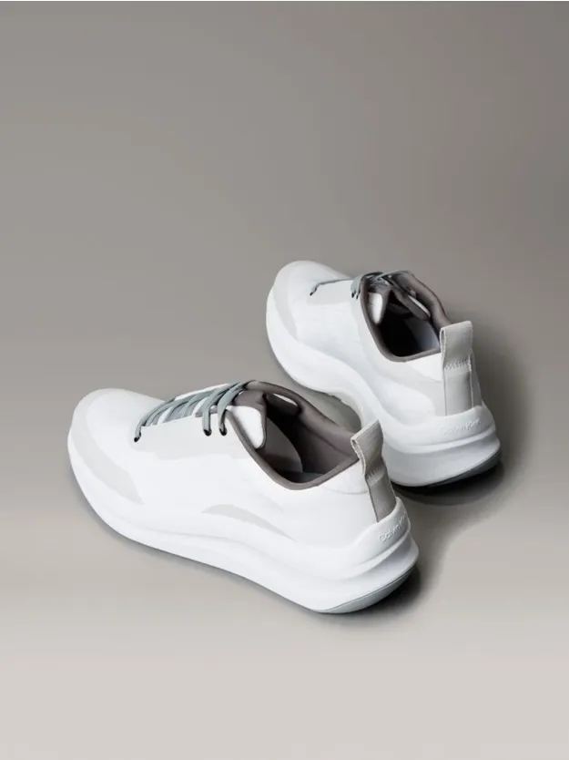 White/Granite Road/Granite Gray Breathable Mesh Ultralight Trainers